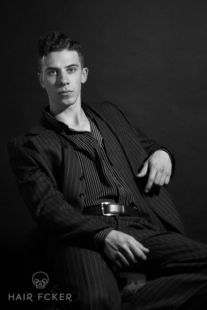 Hair_Fucker's tweet photo. #Hair: Nodar
#Photo: Andrey Rodin
#Model: Bogdan
#Styling: Murray's Superior

#hairfucker #hairbrained #ed_hairfucker #sidepart #oldschool #haircut #hairdresser_school #spb https://t.co/Xy2kF7T9aY