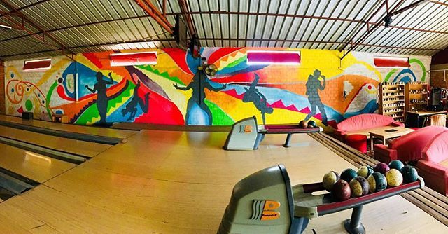 KuremaKigali's tweet photo. Lighting up the lanes at @mambaclubrw ! ✨🎳🎩 #kigali #rwanda #my250 #mural #wallart #commissionedart #mambaclub #bowling #bowlingalley #makeart #color #colortheworld #africanartist #rollone #strikeout #kuremakurebakwiga https://t.co/3StG6dNJqC https://t.co/4eEMXDkkwl