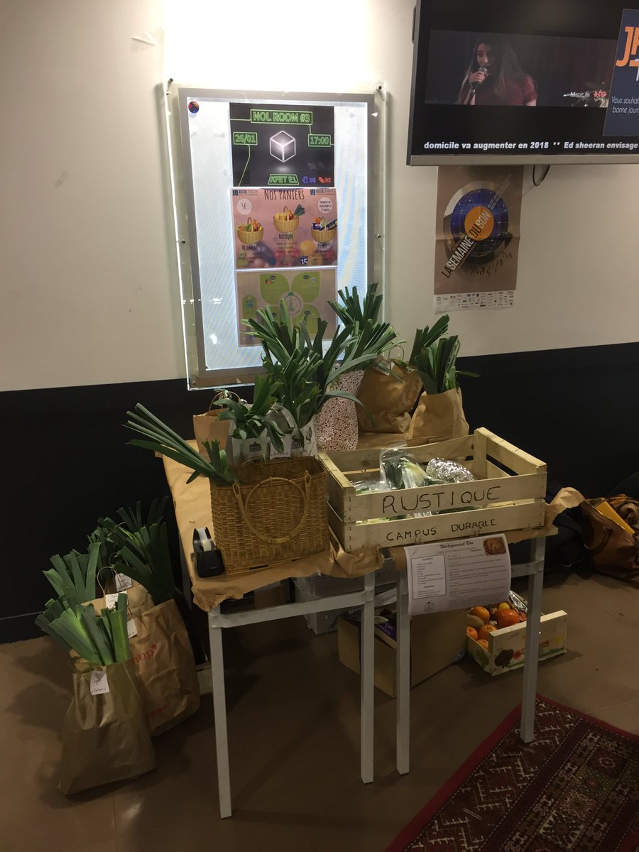 Aujourd’hui à l’@IngenieursECE, de beaux fruits &amp; légumes BIO. Un stand tenu par <a href="/UPAUnisPourAgir/">UPA Unis Pour Agir</a> vous attend pour le lancement de leur projet Campus Durable ! #BudgetParticipatif  Vous aussi vous avez des idées ? Déposez-les jusqu’au 4 février !  #Paris15 <a href="/mairie15/">Mairie du 15</a>