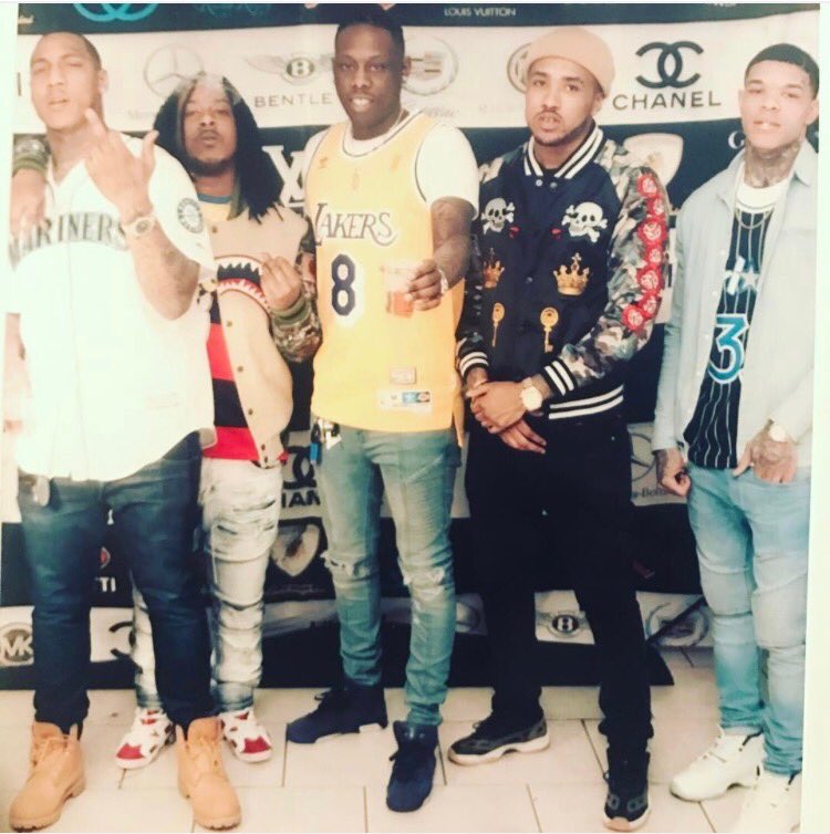 ManMan_RackedUp's tweet photo. If ma Brother don’t trust you ima shoot cha 🖕🏾 https://t.co/iGu58gTGOM