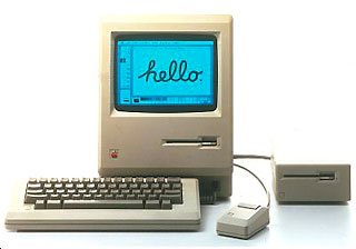 bookmansflag's tweet image. Happy #MacintoshComputerDay! On this day in 1984, Apple released its first Macintosh computer. Can you believe this was the first model? #apple #macintoshcomputer #stevejobs