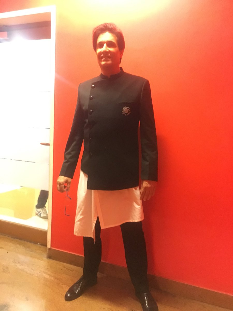 Looking dapper <a href="/Shiamakofficial/">Shiamak Davar</a> #htmoststylish thank you <a href="/bharatg18/">Bharat Gupta</a> <a href="/tisastudio/">TISA</a>