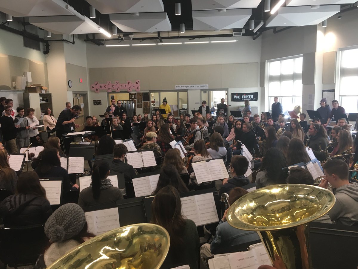 DuxburyBands's tweet photo. Finale rehearsal with Rossano Galante!!! #DHSMUSIC https://t.co/CVRZ11xP0I