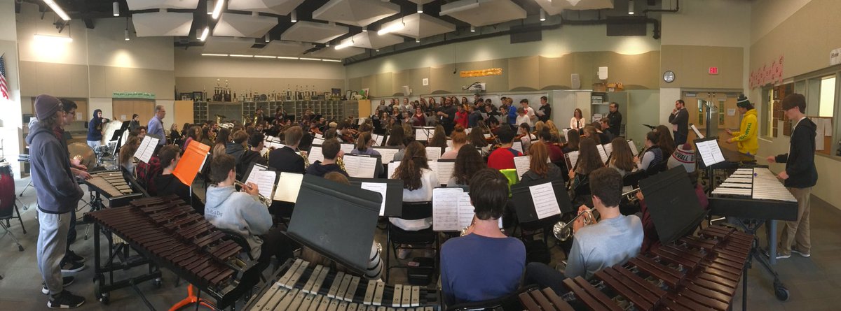 DuxburyBands's tweet photo. Finale rehearsal with Rossano Galante!!! #DHSMUSIC https://t.co/CVRZ11xP0I