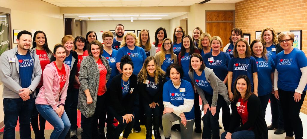The #ChCougarPride teachers say #ILovePublicSchools ! @NElovesPS