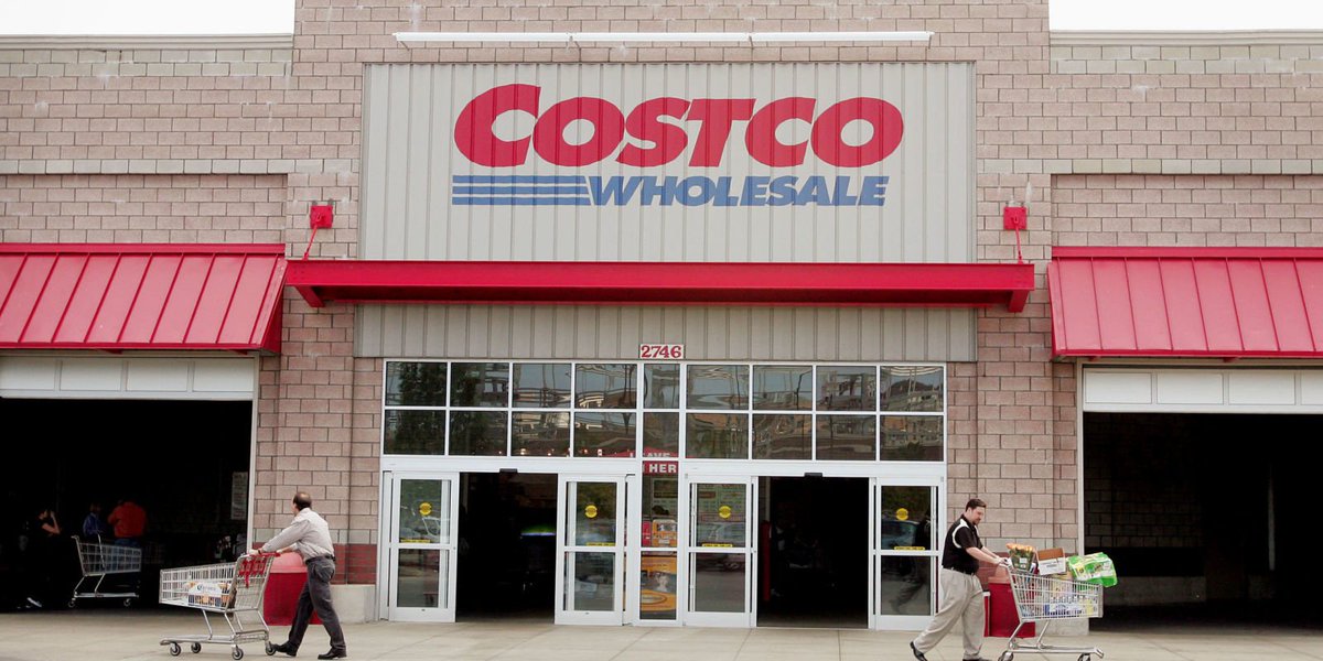 SweetOfferings's tweet photo. The buzz is true! Our 3-pound Cookie Butter Cheesecake is real and it's as good as it sounds! 🍰🦄 Find it at select @Costco stores. https://t.co/wIYh6SNOvC https://t.co/Gd7FOv3fCl