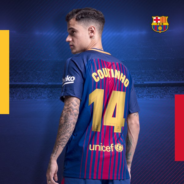 FCBarcelona_es's tweet photo. ¡Te queda muy bien el 14, @Phil_Coutinho!
🔵🔴 #Coutinho14 https://t.co/62AwKQbm5z
