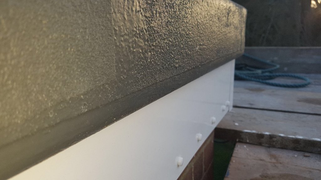 svroofing's tweet photo. New Westwood Wecryl 230 Pmaa liquid system installed. Full 20year insurence backed Guarantee supplies. Flat roofing systems that last👌🏽#roofing #flatroofing #Contractors #westwood #liquidresin #ukconstruction #london #kent #essex #cityoflondon #2018 https://t.co/o2GRbrz7oL
