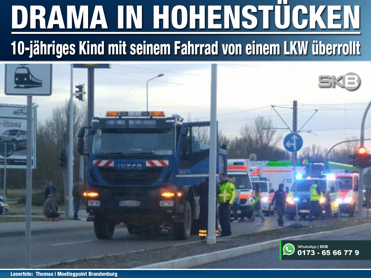 Schwerer Unfall in Hohenstücken | Auf der Kreuzung Upstallstraße / Rathenower Landstraße wurde ein 10-jähriges Kind mit seinem Fahrrad von einem LKW überrollt | Die Verletzungen sind laut #Polizei lebensbedrohlich | #SKB #Brandenburg bit.ly/2E3bn3P
