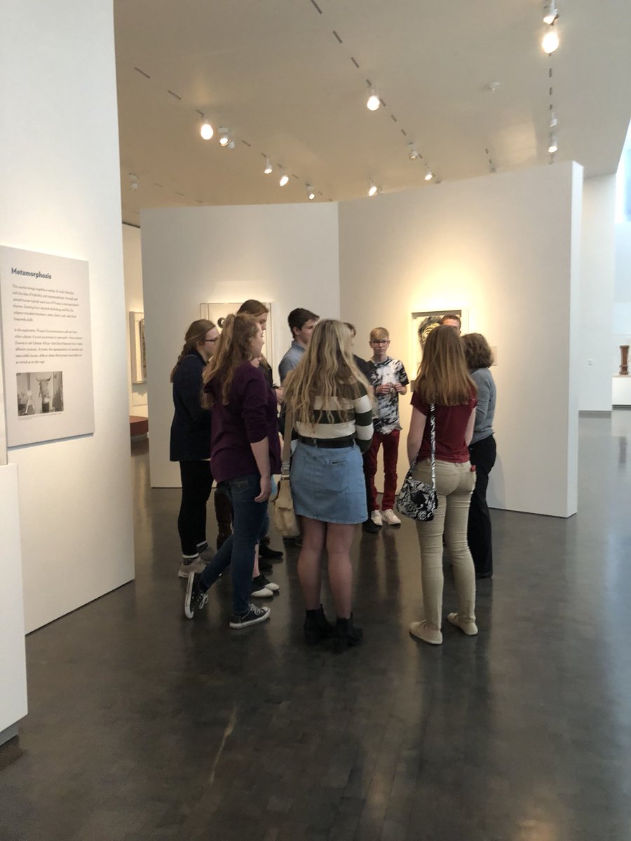 THS_French's tweet photo. French III and IV saying “bonjour!” from the Nelson🎨 https://t.co/JZYp5CabF4