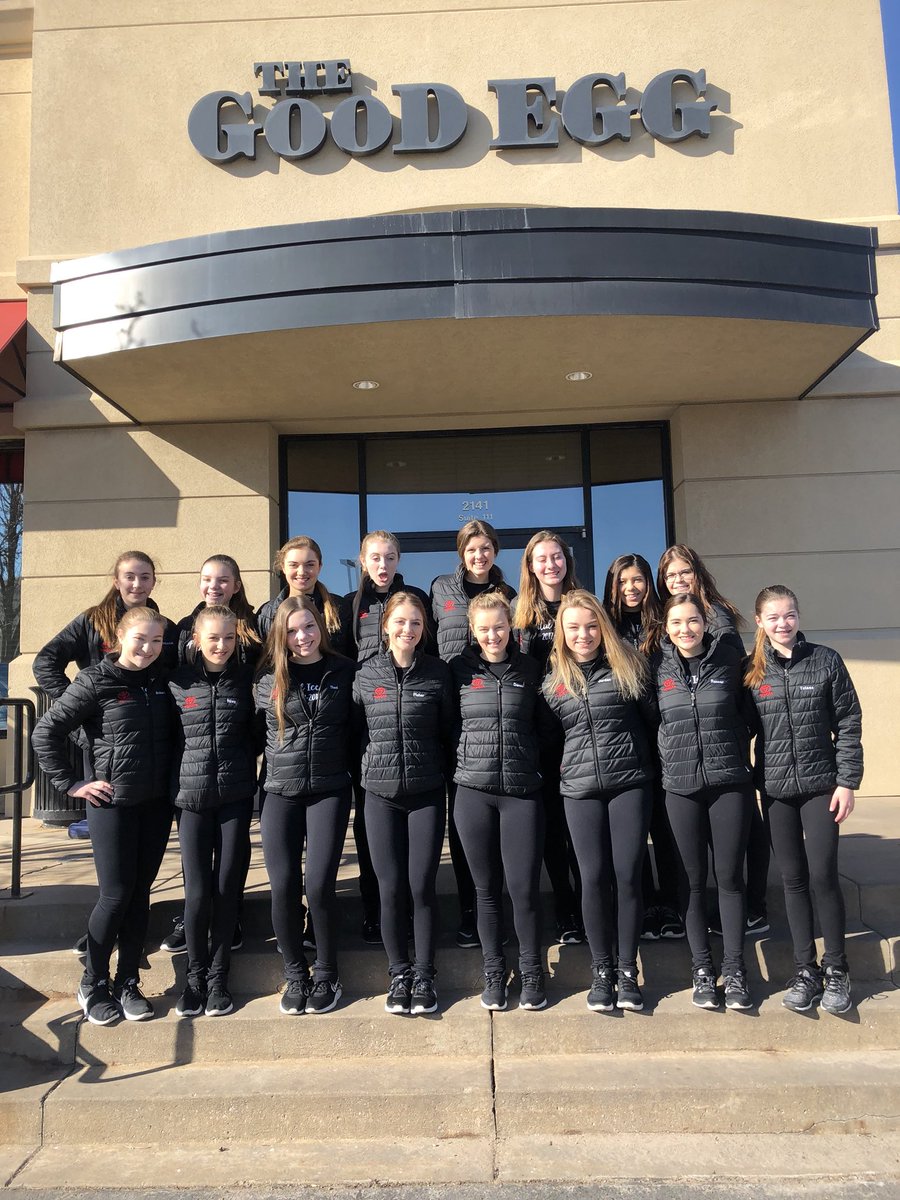 Chips are having a great time here in Kansas!! Can’t wait for our juv and novice girls to get here today!! #midpacs2018