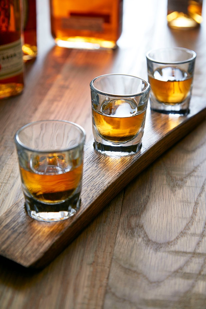 CoopersMillmd's tweet photo. Our bar offers handcrafted cocktails and the best bourbon in Bethesda. https://t.co/zzHeSVjwP9