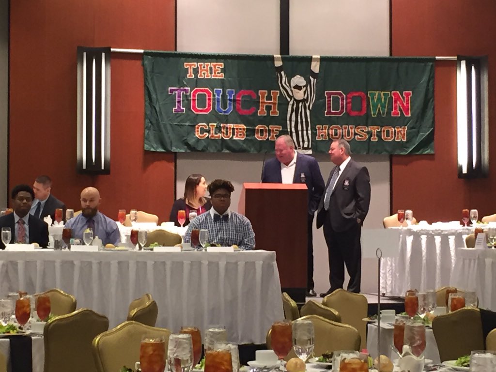 Representing LCHS @ the Houston Touchdown Clubs Sportsmanship Luncheon at the JW Marriot!👍