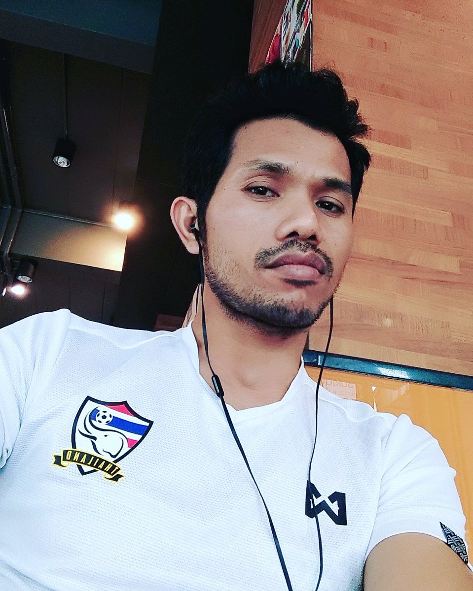 PhukhetS's tweet photo. ว่าง😀 https://t.co/8y3h6PKhiM