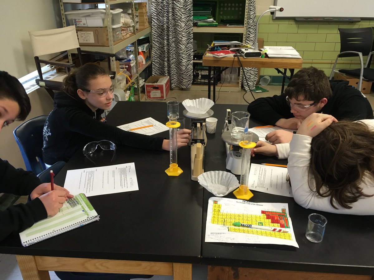 hjsteampuma's tweet photo. Lab day 1: Conservation of Matter #bell5 #flagship https://t.co/WNRlCZbaxE