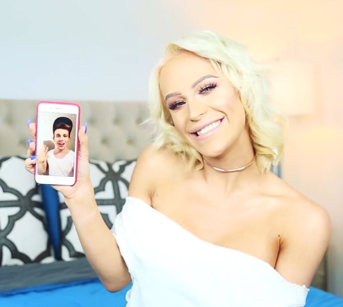 M_ichaell's tweet photo. Best. Day. Ever. @TheGigiGorgeous  ❤️✨🌹 https://t.co/ozImM9z1IP
