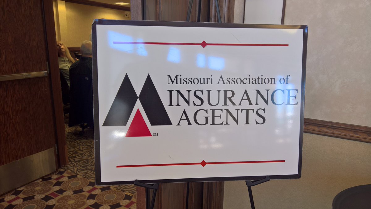 jfbieniek's tweet photo. 3 days out of office. With other insurance professionals & friends; some earning a designation. Thanks MAIA. Being at #CICupdate -Priceless! https://t.co/PGMvX2SLTf