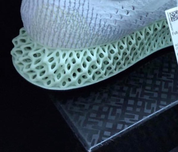 theyeezymafia's tweet photo. Heard people started to win raffles 🤧 https://t.co/OaGF9VJkCf