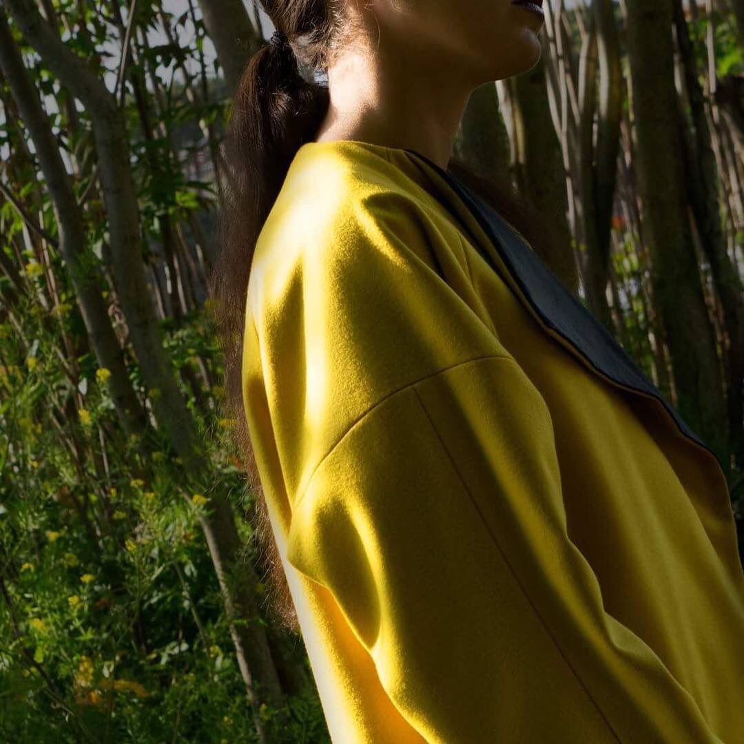 TCreateurs's tweet photo. Wala Lab, marque italienne, réinvente la mode en proposant des vêtements interchangeables et multifonctionnels aux lignes destructurées pour les femmes qui recherchent une allure moderne, pointue et singulière. #tendancecreateurs #fashion #fashiondesigner https://t.co/fpMmottJOO
