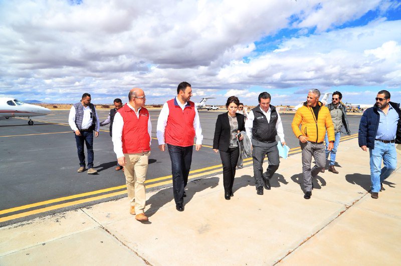 ATelloC's tweet photo. Sea bienvenida a Zacatecas secretaria @Rosario_Robles_, el trabajo conjunto de @SEDATU_mx y @gobiernozac siempre aporta grandes beneficios a nuestro estado. https://t.co/PhNysHju63