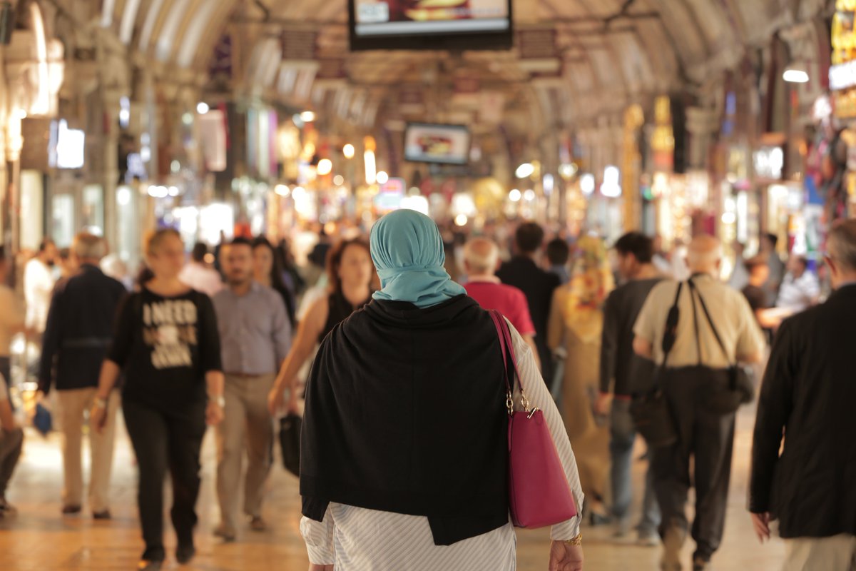 52mediainc's tweet photo. Over a period of 2 years, communicating in 3 languages and traveling from #Canada to Germany to #Turkey and back again, we followed "Saeeda" during the highs and lows, and near misses on her mission to save her daughter from #ISIS. Watch #TheWayOut now: https://t.co/7aTSk8e42L https://t.co/FkMQ656ljl