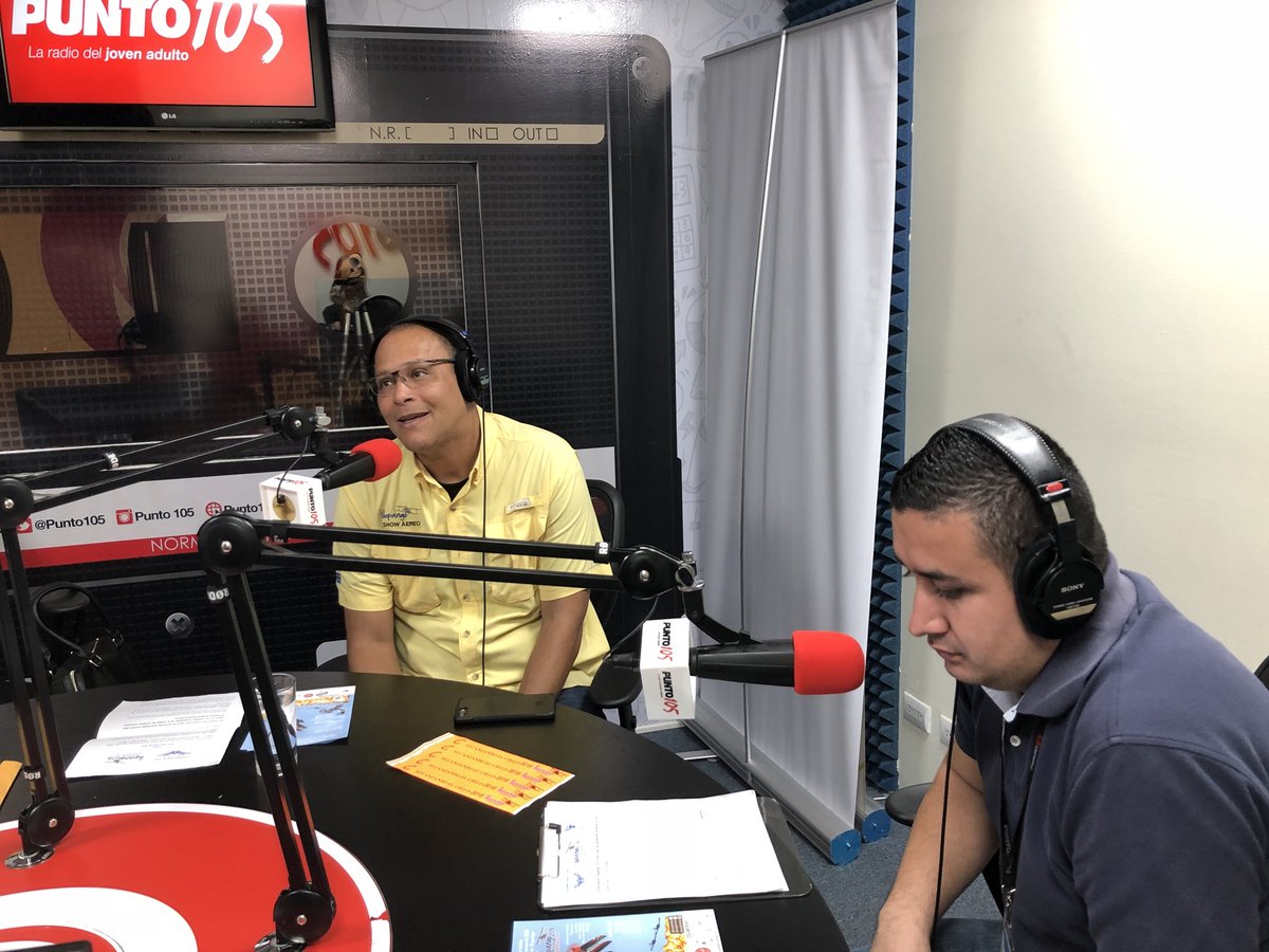 jennycgaldamez's tweet photo. #Iniciando en #TikiTaka @Punto105 con Fernando Viaud de @IlopangoAirShow #Faltan3Dias para el #AirShow #GiradeMedios #RRPP @ecoagenciasv #Gracias @ozilfm @adidasdj1 @gmuyshondt https://t.co/akQXZp82NX