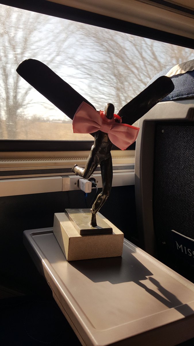 Brought my dapper friend on the train to KC for <a href="/PIPELINEorg/">pipeline entrepreneurs</a> #pipelineinnovators tmw. Ready to pass the torch to the next Innovator of the Year!