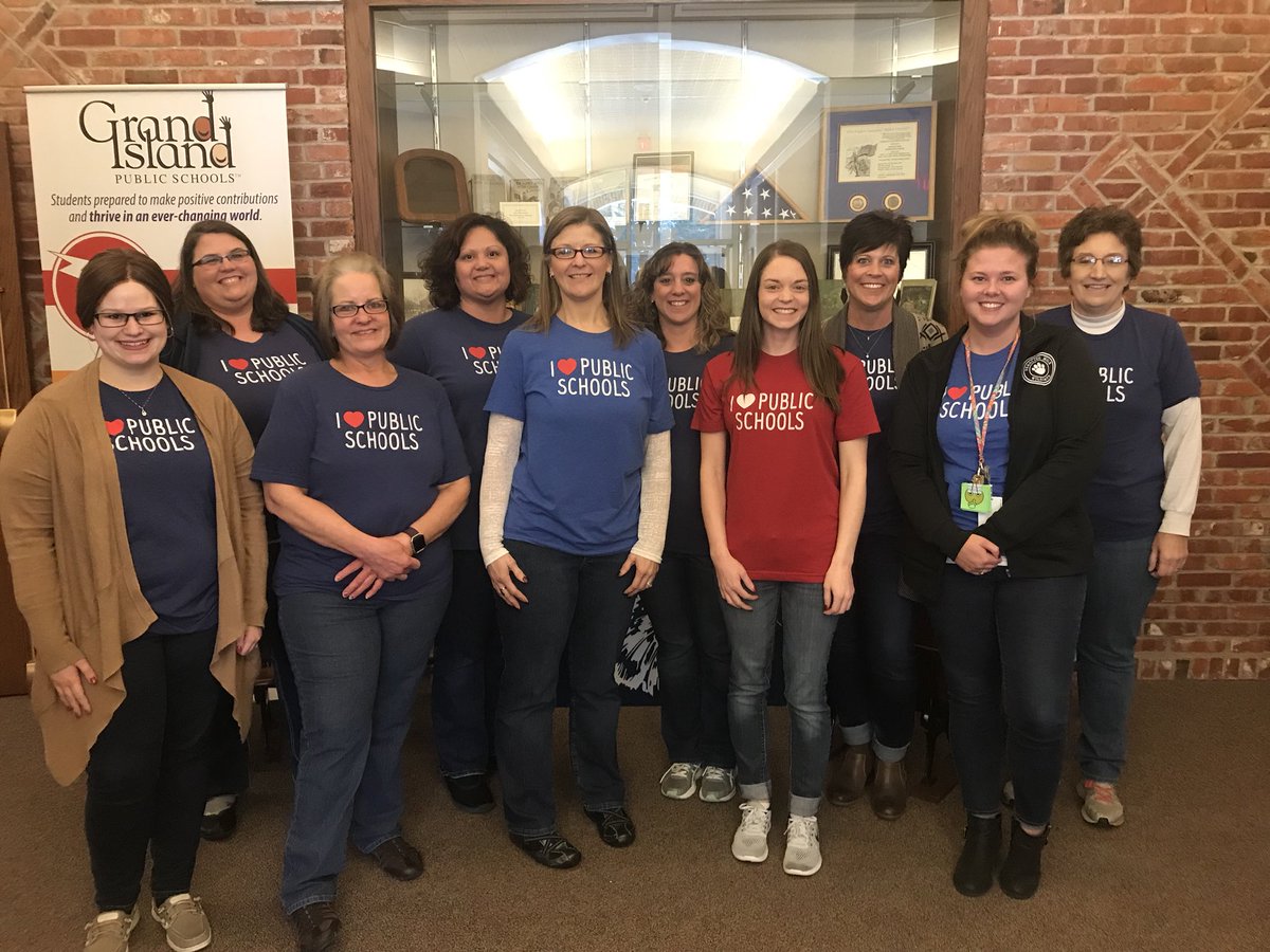 TjensenTerri's tweet photo. #ILovePublicSchools #WeAreGIPS @NElovesPS @SeedlingMileGI https://t.co/35UJ4P18cf