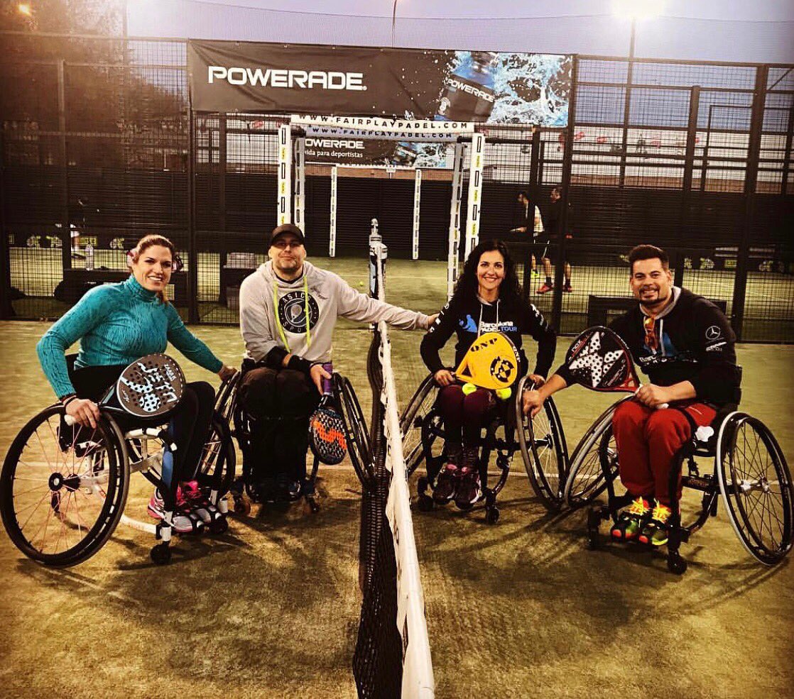 Orgullosos de acoger a nuestr@s amig@s de <a href="/CEPACatalunya/">CEPACatalunya2017</a> !! Bien jugado 👏👏
fairplaypadel.com
#fairplaypadel #padelbarcelona #padelfun #padelpeople #padeltime #lovepadel #cepacatalunya