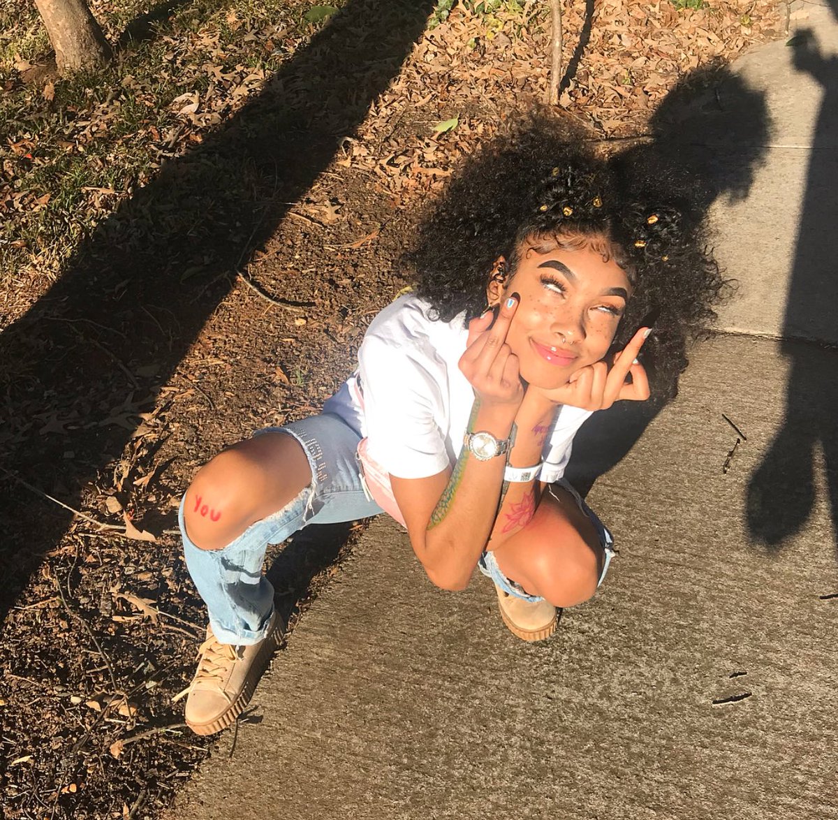 ImMarissaBerry's tweet photo. I know y’all missed me.... https://t.co/MIYSbXyBg6