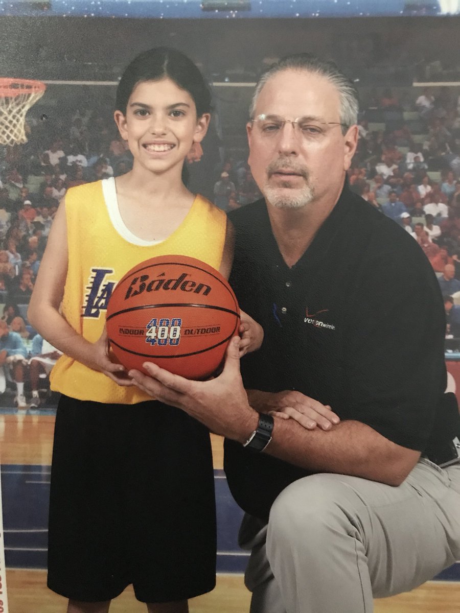 VictoriaM_10's tweet photo. Happy birthday big guy.. although you’re in a better place we miss you a ton! Forever in our hearts, I love you! #vincestrong https://t.co/kIkYrsi5fQ