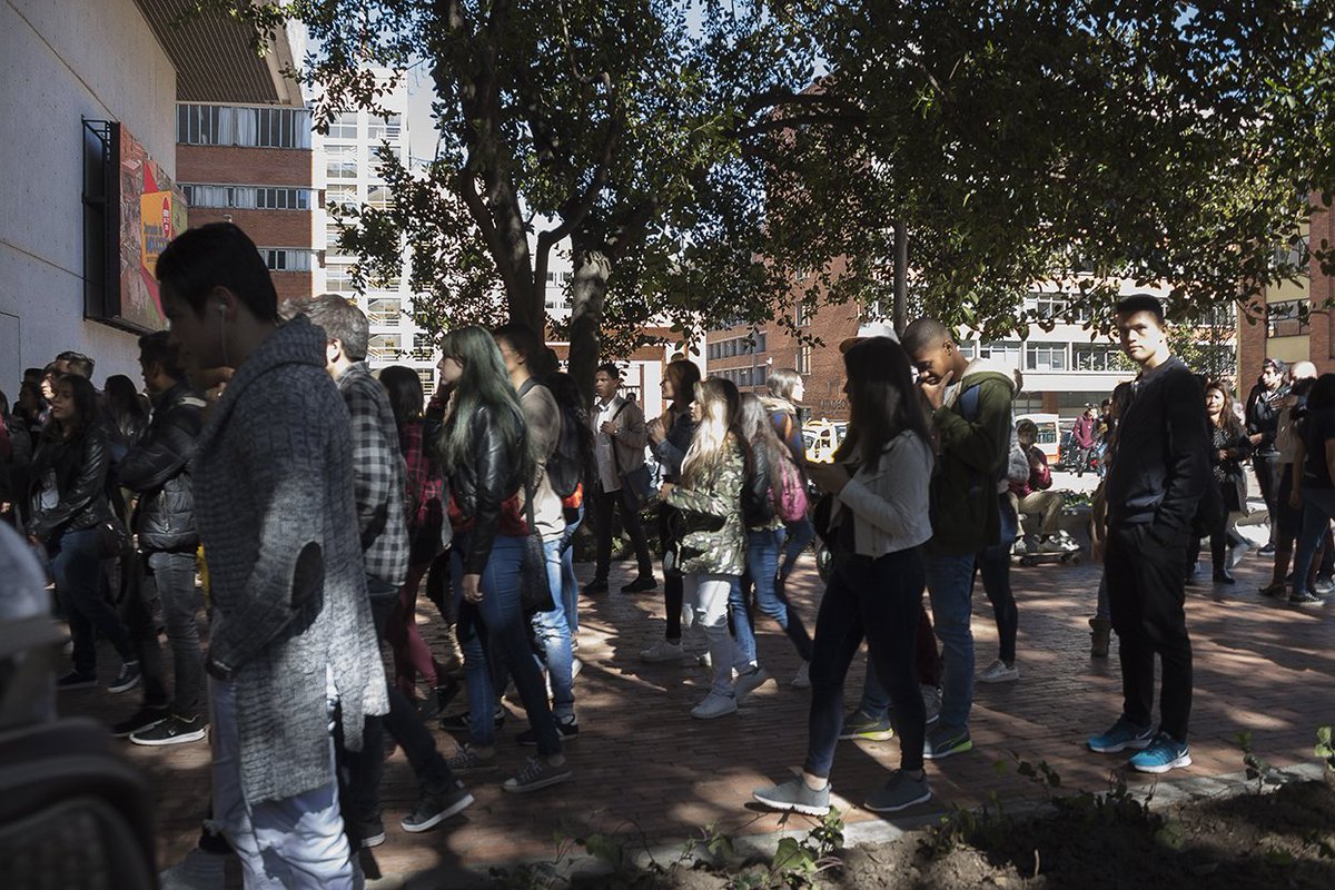 Utadeo_edu_co's tweet photo. #ExploraUtadeo #educacióndevanguardia| En 4 días de inducción nuestros nuevos tadeístas realizaran alrededor de 20 actividades en las diferentes áreas de la universidad. Son más de 700 alumnos los que desde hoy llevan el apellido Utadeo. #cultura  #buenaonda https://t.co/VUNZuTcdip