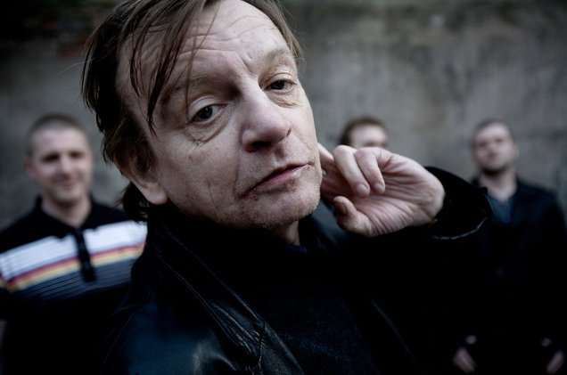 Mark E. Smith, frontman for post-punk greats The Fall, dies at 60 blbrd.cm/NPN9Xa
