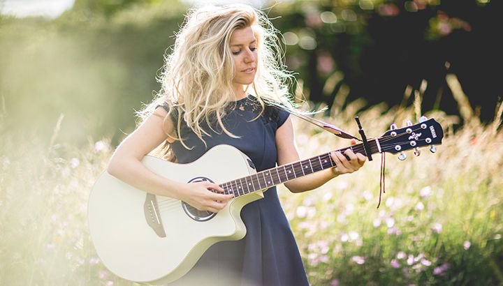 <a href="/JessicaAvison/">Jessica Avison Music</a> is one of our most talented #weddingsingers and is available to book solo &amp; as part of her band <a href="/TheJavisons/">J'avisons</a> ! ... see more &amp; enquire here : goo.gl/U3spFW #weddingmusic #weddingband #weddingentertainment #weddinghour