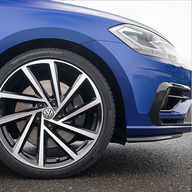 SouthVW's tweet photo. Small body. Big heart. Powerful engine. The Volkswagen Golf R is still the worth all the buzz, come and get one at an incredible price today!
.
.
.
.
.
.
#southvw #southmotorsvw #miamivw #vwflorida #southmotors #drivesouth #vwusa #drivevw #southflorida #… https://t.co/2wyak05juq https://t.co/lCiHwJE8gV