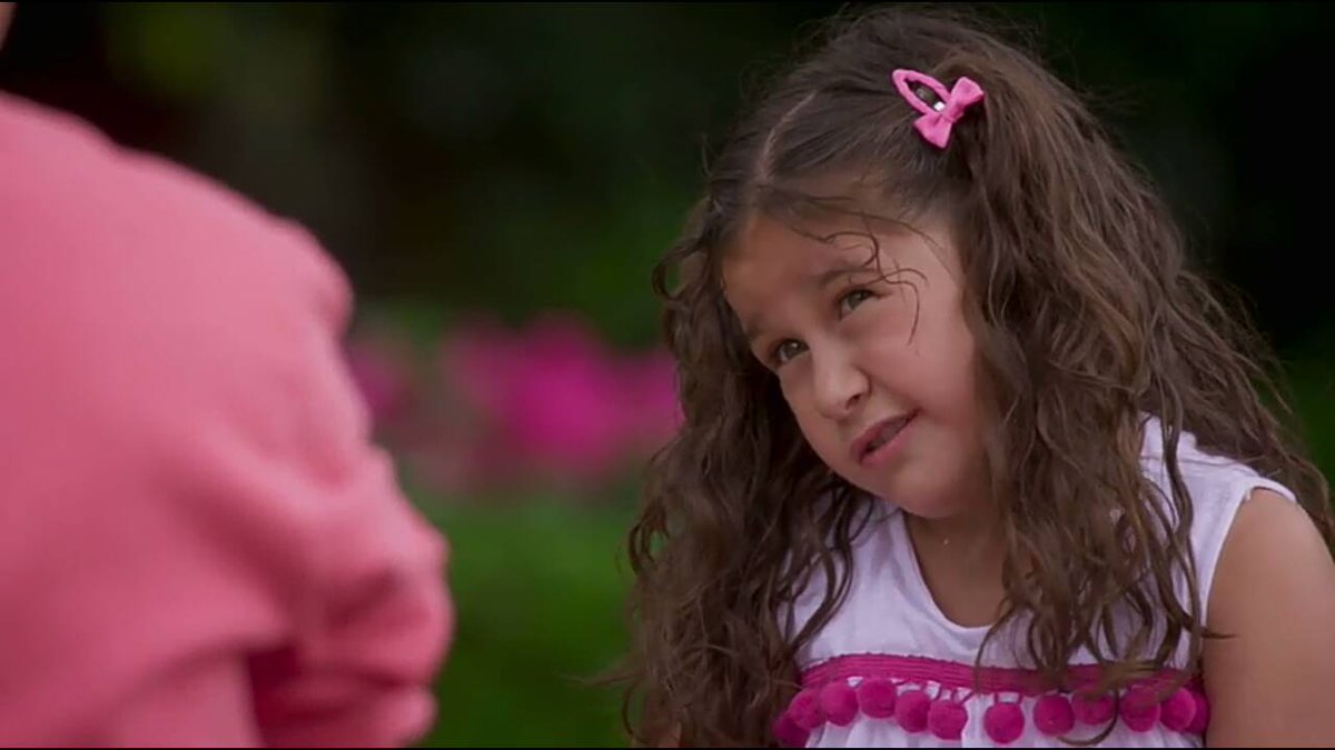florysus2mari2's tweet photo. ¡#Ánifer @reginawicz se sintió mal por haber mentido con #Mauricio y #María! ¿Será que con esto, #Renée y #Mauricio, van a regresar? #PapáATM https://t.co/2P1pvHri4p