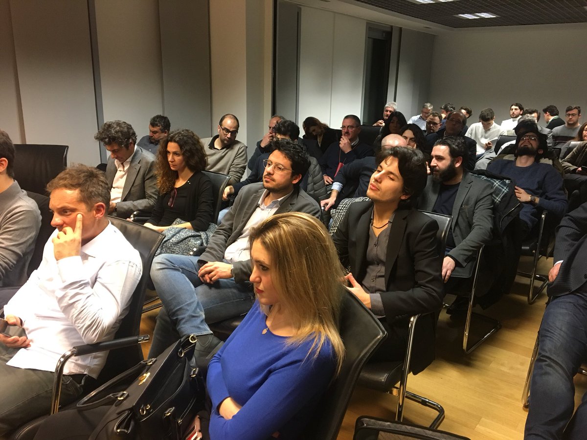 FlavioNotari's tweet photo. How to #raisemoney for your #idea, a @founding event in Rome #Legalitax with @GLComandini @LGioni @FlavioNotari @pandaziri @Alex_Gia #FounderInstitute https://t.co/bHwZFX5ugP