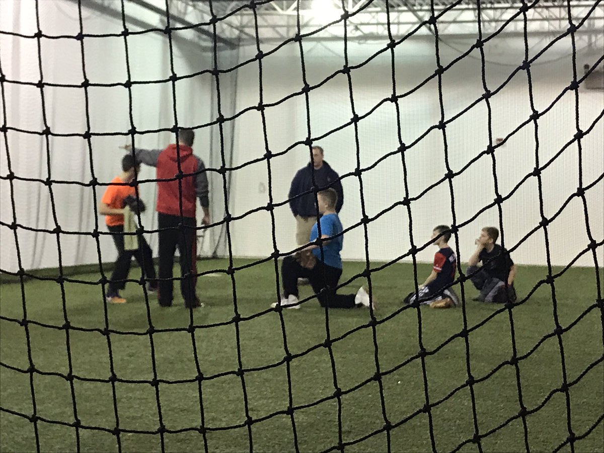 HeatherMarie262's tweet image. Getting the work in this winter. I&apos;m ready for spring and know the boys are too! #baseball #pitchinglesson #3rdpracticein5days #mysoniscatcher #3rdbase #biggestfan #momtaxi