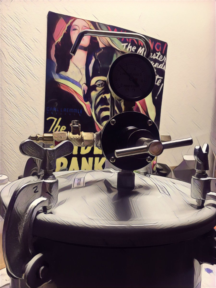 Sucking the air out of life to make a living and produce something killer! Never stop making cool shit no matter what they say. Can’t keep me outta nothing! 👊🏻