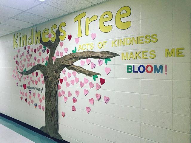 CentralCabotpK4's tweet image. Our kindness tree is growing! #greatkindnesschallenge #CEunited ift.tt/2Du68cj