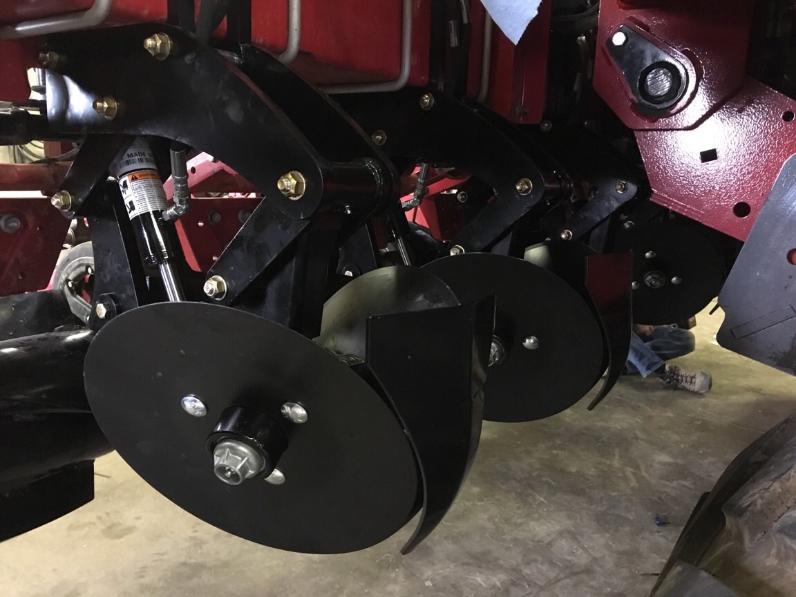 Setting up ZRX Roller Crimper on another White 36/20 planter