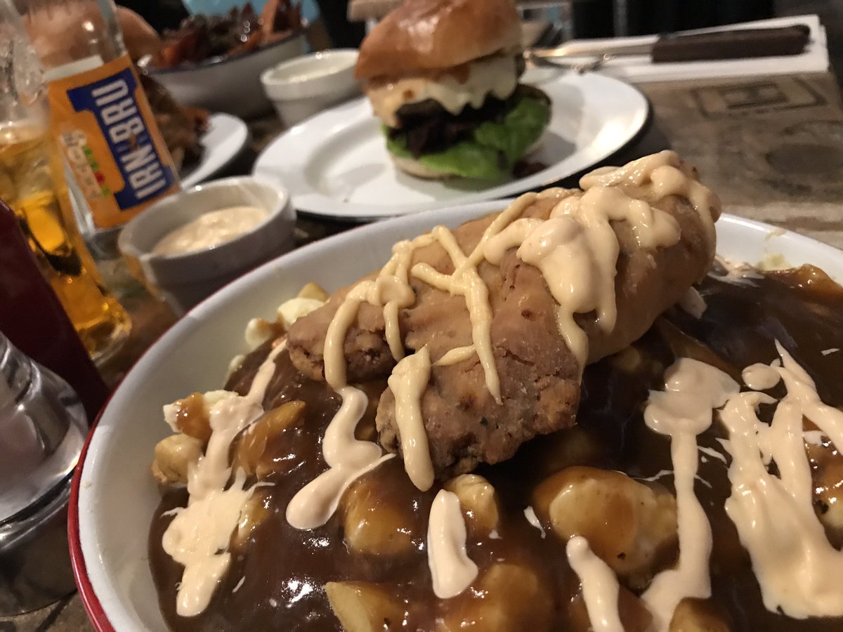 Had a good feed tonight <a href="/BreadMeats_EDI/">Bread Meats Bread</a> first time for poutine.. won't be the last