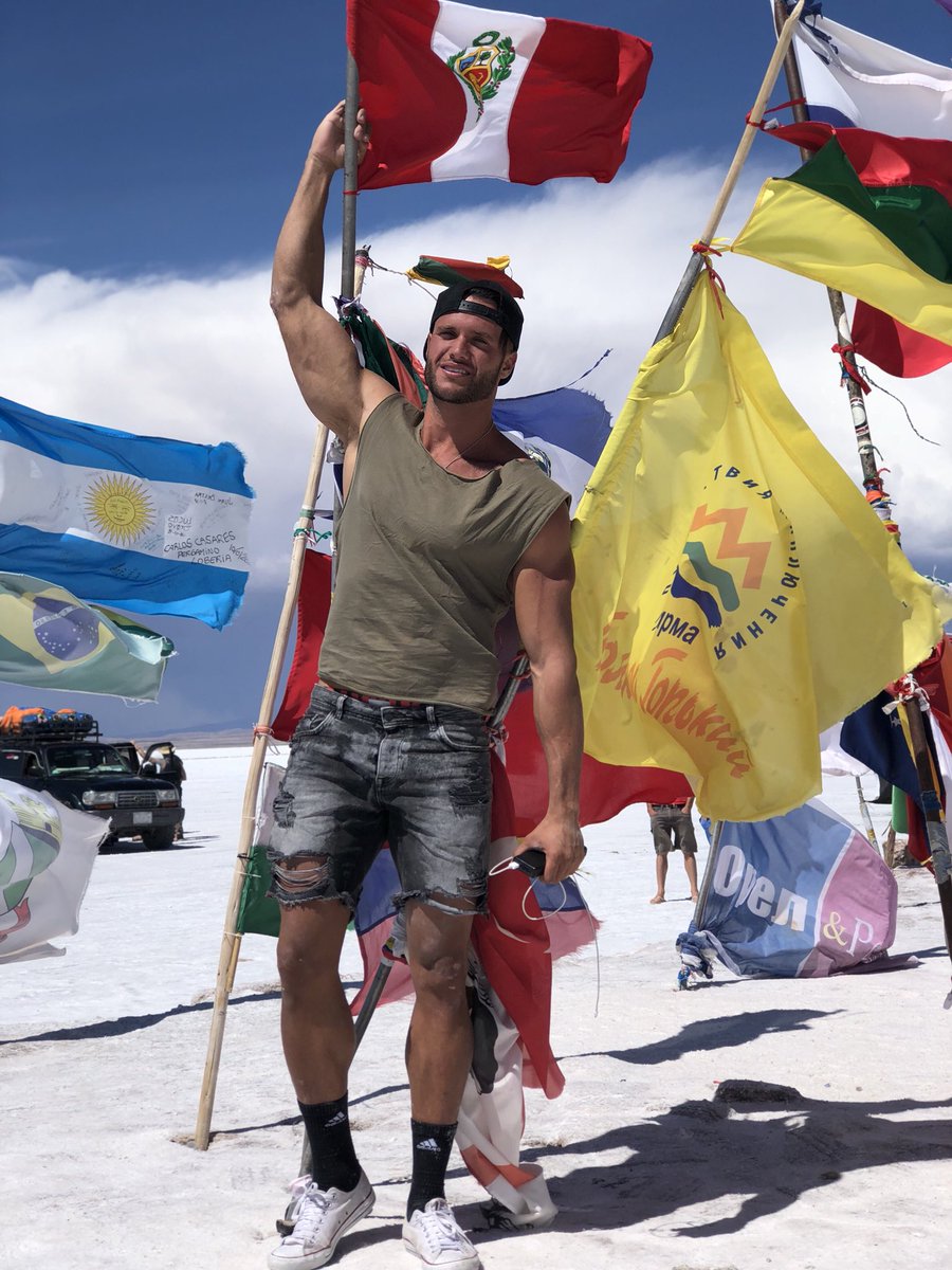 🇧🇴 Bolivia
Esté donde esté,Peru siempre presente.ARRIBA PERÚ!!