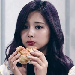 twicepeaches's tweet photo. - tzuyu aesthetic *:･ﾟ✧*:･ﾟ✧ https://t.co/DoXM0IpJDv