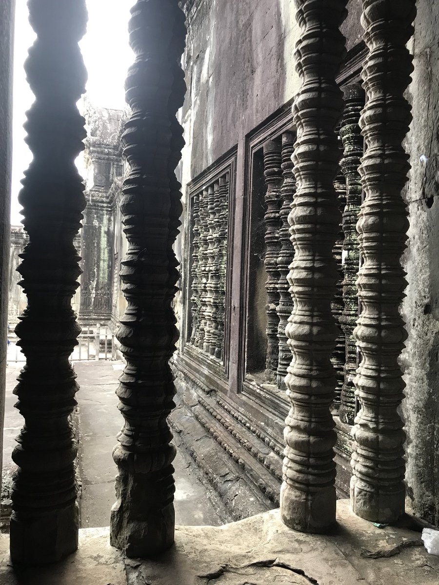 Aarti_David's tweet photo. #windowtoheaven? https://t.co/R9XxNGZVLM