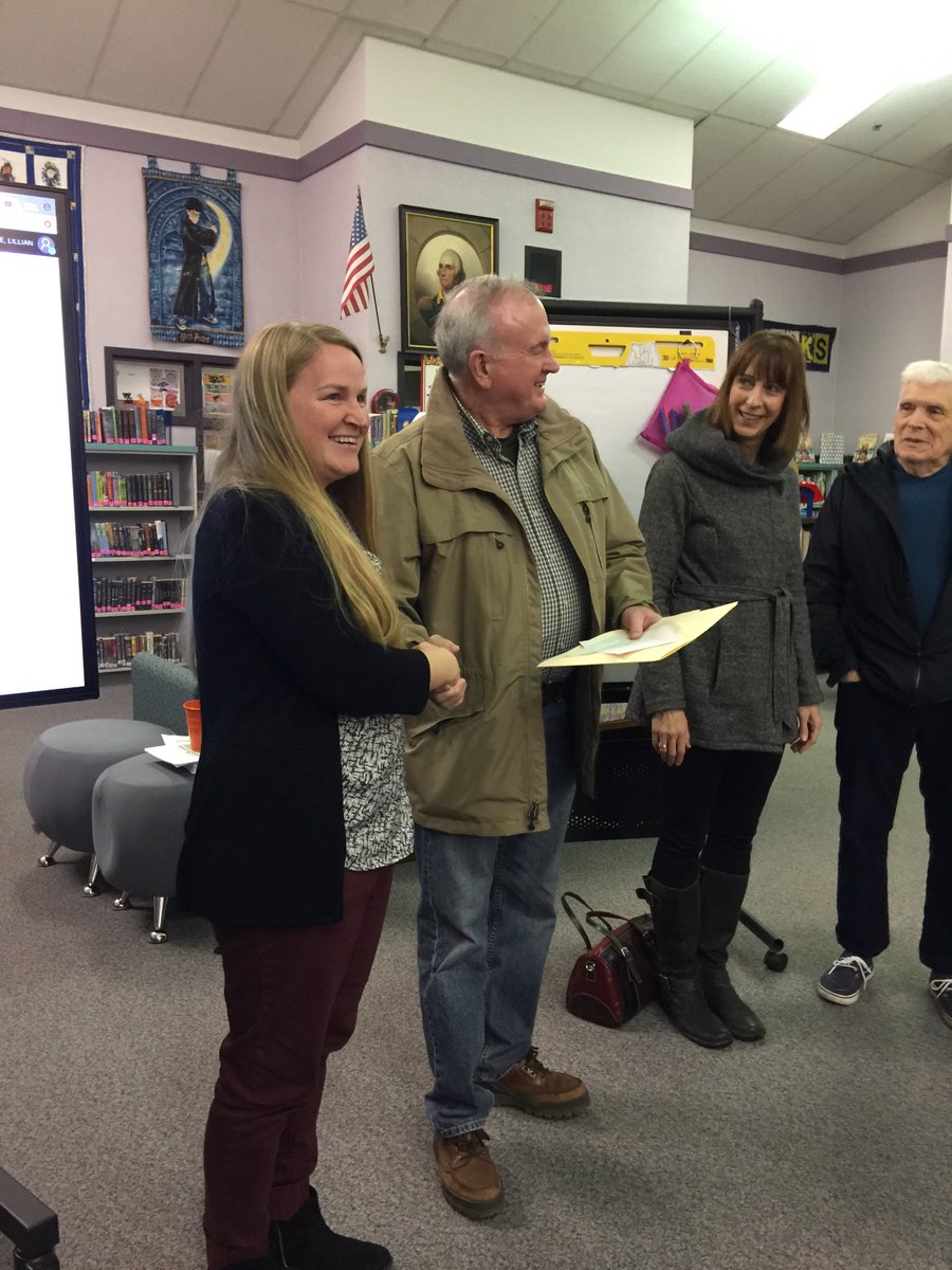 Thank you Kiwanis for supporting Vaughn Elementary and congratulations to Mrs. Mills and Mrs. Marchio for receiving grants from this community partner!