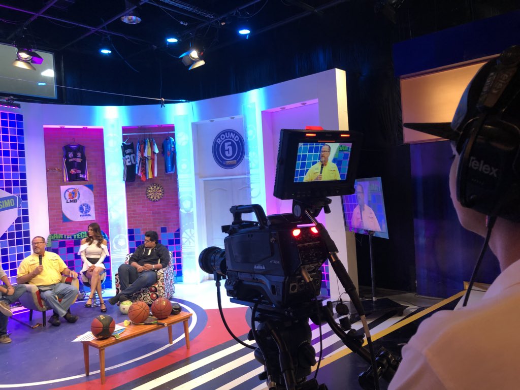 Esta tarde nos venimos a <a href="/TigoSports_SV/">Tigo Sports</a> #Sportivisimo <a href="/lacarolinaruiz1/">Carolina Ruiz</a> #Gracias a todos por invitar a <a href="/IlopangoAirShow/">Ilopango Airshow</a> #GiradeMedios @ecoagenciasv #RRPP