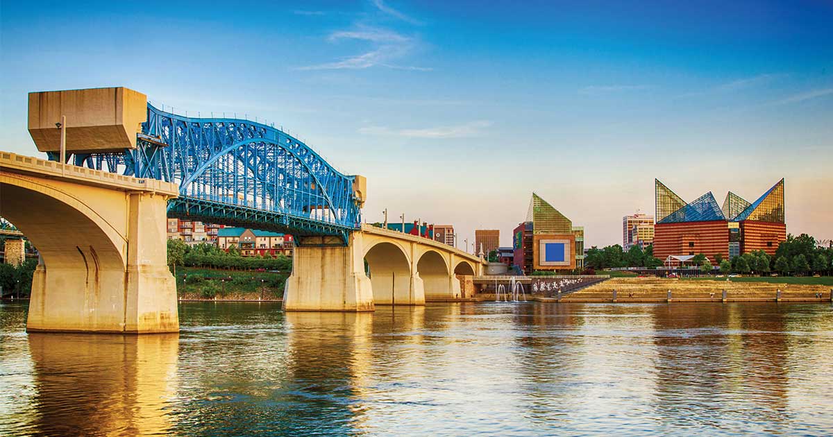 elayne1388's tweet photo. Great places to stay. Lots to do. Easy to get around. Affordable. All things that make Chattanooga a top reunion destination! #ChattaFanatics #Entry - https://t.co/rZTKOa0alF https://t.co/sXpwUYQ13C