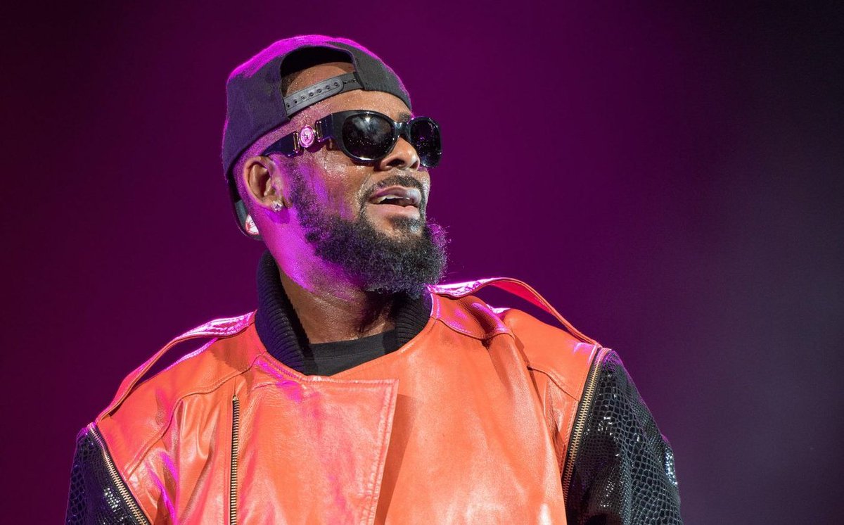 theGrio's tweet photo. In light of the #MeToo movement, #MuteRKelly is a campaign designed specifically to eradicate R. Kelly from the music industry forever: https://t.co/3fVuaYbNvm https://t.co/DBZwrgFSA5