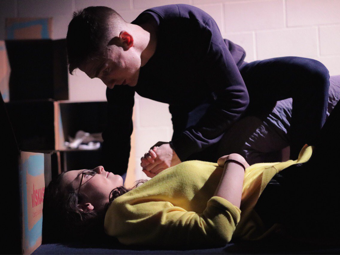 lauramwriting's tweet photo. Knowing Nathan is a beautiful play that moves with ease between humour and sadness; told with sincerity and skill. #KnowingNathan @TheComplexDub @LauraOShea91 @TonyDoyle92 @ClaudiaKinahan
https://t.co/6d37LLClBD https://t.co/U3j6NcvzdD